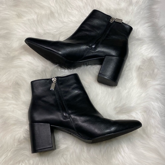 Blondo Tasel Waterproof Black Leather Block Heel Ankle Booties Boots, Size 10 - Picture 6 of 15